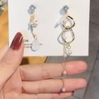Non-matching Faux Pearl & Rhinestone Dangle Earring A229 - Asymmetric - 1 Pair - Gold - One Size