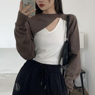 Cropped Knit Top / V-neck Tank Top