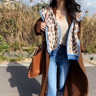 Leopard False-sleeve Knit Scarf