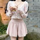 Long-sleeve Print Cropped T-shirt / Mini A-line Skirt