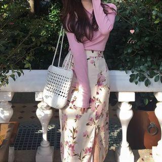 Plain Long-sleeve T-shirt / Floral Slit Midi Skirt