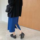 Back-slit Midi Straight-fit Skirt / Oversize Side-slit Long-sleeve T-shirt