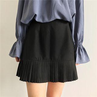 Pleated Hem Plaid Skirt