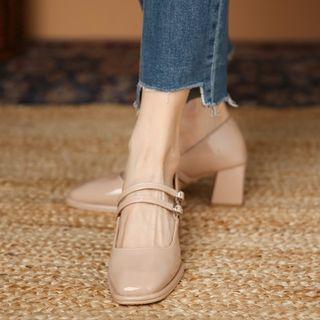 Plain Mary Jane Pumps