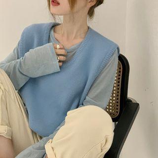 Plain Long-sleeve Loose-fit T-shirt / Knit Vest