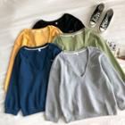 Plain V-neck Long-sleeve Sweatshirt