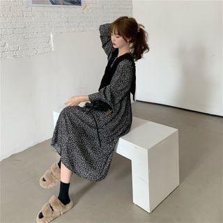 Crewneck Floral Long-sleeve Dress / Plain Cape