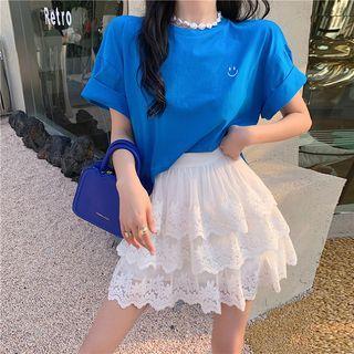 Smiley Face T-shirt / Layered Mini A-line Skirt