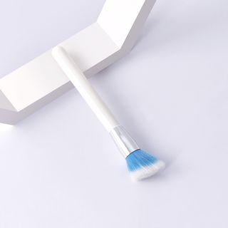 Angled Makeup Brush 1t01502 - 1 Pc - White & Blue - One Size