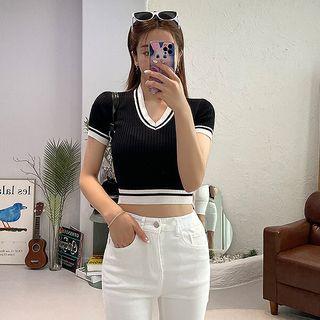 V-neck Contrast-trim Knit Crop Top