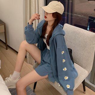 Floral Printed Jacket / Plain Sweatshorts