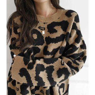 Zebra-pattern / Leopard Boxy Sweater