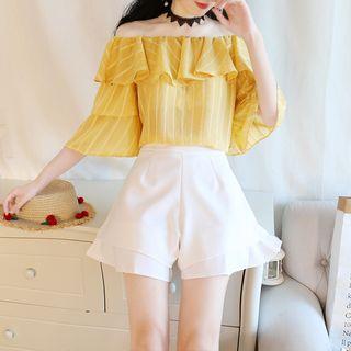 Set: Ruffle Trim Off-shoulder Blouse + High-waist Shorts
