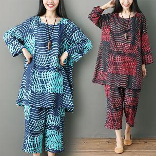 Set: Printed Long-sleeve T-shirt + Cropped Straight-fit Pants