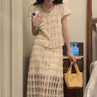 Set: Short-sleeve Floral Sheer Blouse + Midi A-line Skirt White - One Size