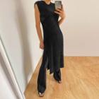 Sleeveless Deep-slit Long Knit Dress