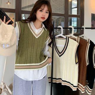 V-neck Contrast Trim Sweater Vest / Plain Shirt