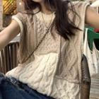 Cable Knit Sweater Vest Khaki & Off-white - One Size