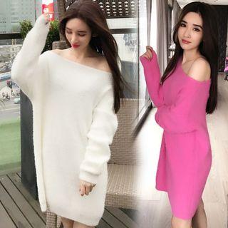 Off-shoulder Plain Knit Shift Dress