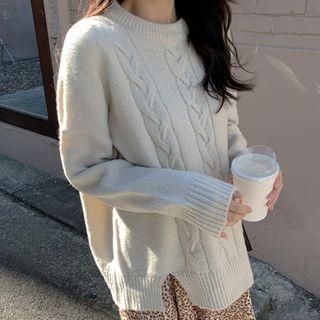 Slit-side Cable-knit Boxy Sweater