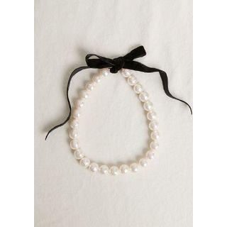 Beribboned Bold Faux-pearl Necklace