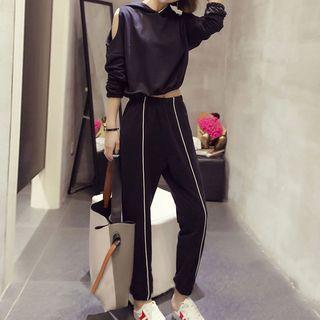 Set: Shoulder Cut Out Hooded T-shirt + Sweatpants