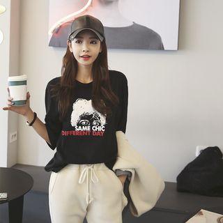 Crew-neck Illustration T-shirt