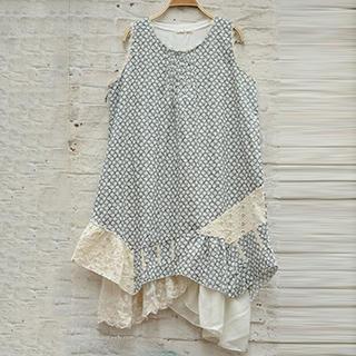 Sleeveless Asymmetric-hem Paneled Printed Dress