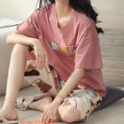 Loungewear Set : Short-sleeve Print Top & Capri Pants