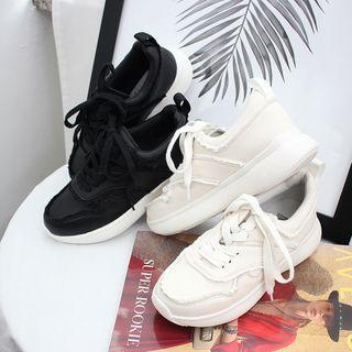 Seam-trim Sneakers
