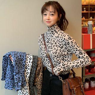 Long-sleeve Turtleneck Animal Print Top