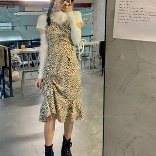 Sleeveless Leopard Print Dress / Short-sleeve Top