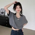 Short-sleeve V-neck Chained Crop Top Gray - One Size