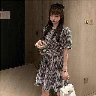 Cutout Back Tie-waist Gingham A-line Dress