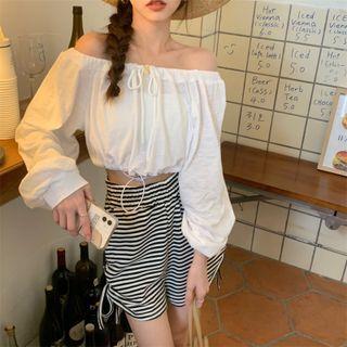 Plain Cold Shoulder Blouse / High Waist Striped Shorts