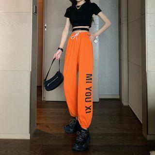 Short-sleeve Cropped T-shirt / Lettering Sweatpants / Set