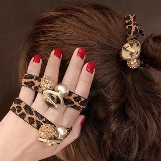 Leopard Printed Geometric Charm Hair Tie