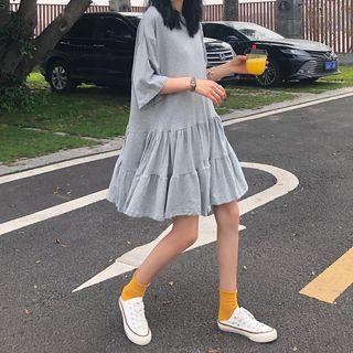Elbow-sleeve Plain Pleated Dress