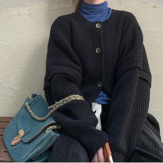 V-neck Long-sleeve Cardigan Black - One Size