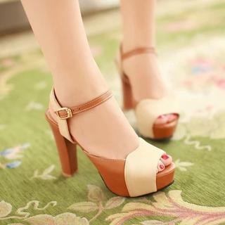 Color-block Platform Heeled Sandals