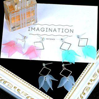 Petal & Square Dangle Earring
