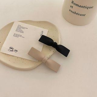 Bow Plastic Hair Clip
