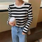 Round-neck Striped Knit Cropped Top