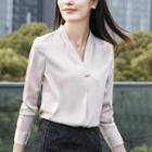 V-neck Blouse / Lace Pencil Skirt