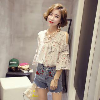 Printed Shoulder-cutout 3/4 Sleeve Chiffon Top