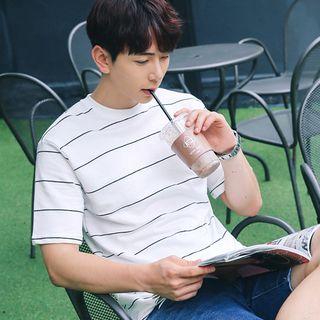 Short-sleeve Colored Stripe T-shirt