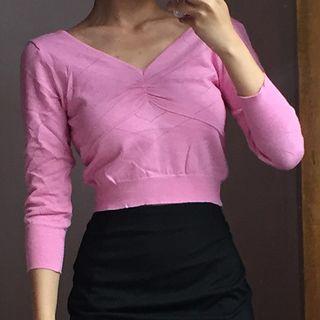 3/4-sleeve Perforated Crinkled Knit Top