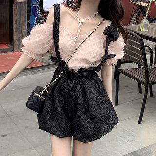 Puff-sleeve Top / Jumper Shorts