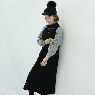 Two-tone High-neck Long Knit Dress