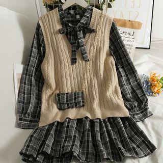 Set: Long-sleeve Plaid A-line Dress + Sweater Vest